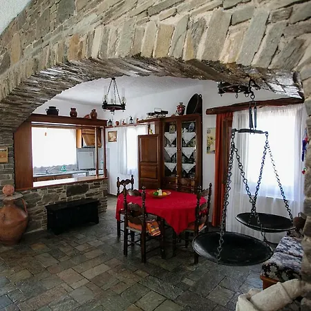 Traditional Country House In Paros Country house
